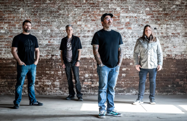 Staind & Breaking Benjamin with Daughtry